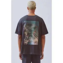 ESSENTIALS ブラック Tシャツ バックプリント