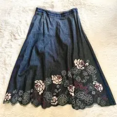 大きめ⭐︎11号⭐︎ローラアシュレイ⭐︎デニムスカート⭐︎花柄⭐︎刺繍のサムネイル