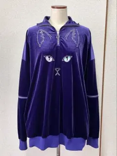 リッスンフレーバー　猫ベロアジャージ　トップス　パープル