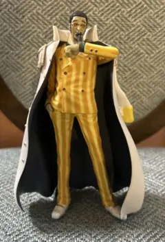 海軍大将　フィギュア フィギュアーツZEROの「ワンピース」海軍“三大将”フィギュアがAmazonで