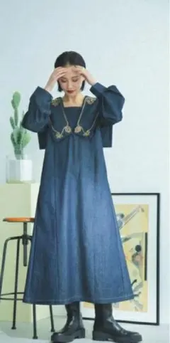 今日まで限定価格‼️最終値下げ‼️ローズバッド　ＢＩＧカラー刺繍ワンピース