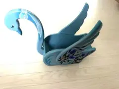 青いスワン型木製置物
