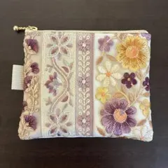 刺繍ハンドメイド