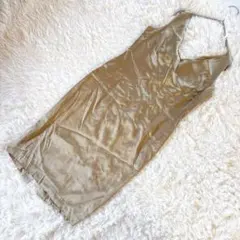 リツコシラハマ ワンピース ゴールド 光沢 ノースリーブ 膝丈 上品 Mのサムネイル