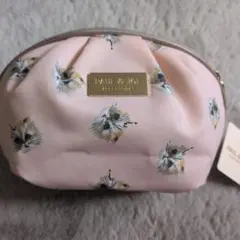 PAUL & JOE 猫顔ポーチ　新品