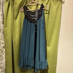 axes femme ドレス ノースリーブ ビジュー フリル グリーン M