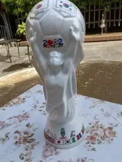 2002 FIFA World Cup 記念トロフィー2体セット - メルカリ