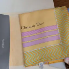 削除Christian Dior スカーフ シルク100% 花柄のサムネイル