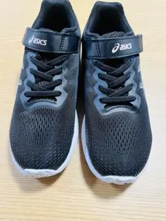 asics LAZERBEAM(レーザービーム) ブラック スニーカー 22cm