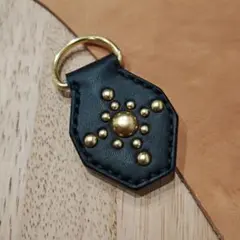スタッズキーホルダー キーリング 肉厚レザー 真鍮 ハンドメイド