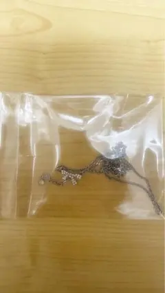 リボンネックレス