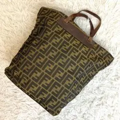 FENDI ズッカ柄 トートバッグ ブラウンのサムネイル