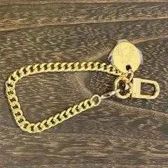 【未使用品】アタオ　ノベルティ　馬車チャーム