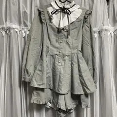 【Secret honey】フリル襟のグレーセットアップ