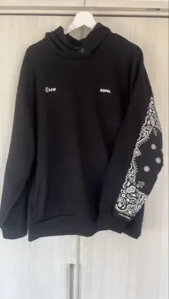 SOPH. × GUバンダナ柄 ブラックパーカー