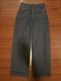 ユニクロ ストレートジーンズ