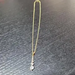 ゴールド ラウンドカットストーン ネックレス