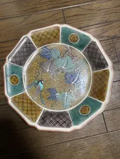 花鳥模様の八角形陶磁器皿　九谷焼