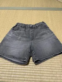ユニクロ　デニムショートパンツ グ150