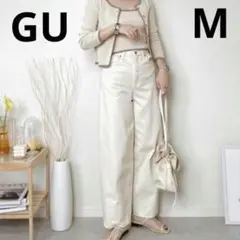GU　コクーンシルエットジーンズ　クリーム系ホワイト　M