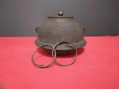 茶道具　風炉釜　茶釜　鉄釜　　釜環付のサムネイル