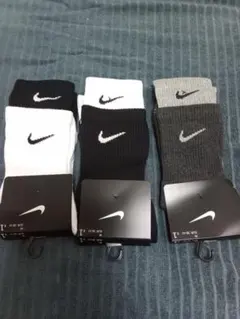 nikeナイキ　レイヤードソックス　3足セット　バイカラー　24 25 26のサムネイル