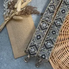273.インド刺繍ショルダーストラップ　スマホショルダー