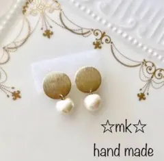 コットンパールとメタルパーツのピアスorイヤリング