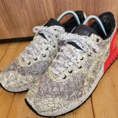 白スニーカー スニーカー