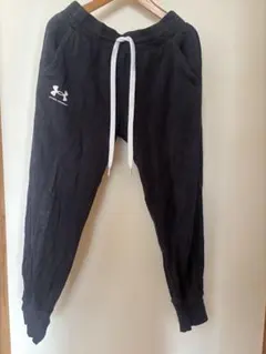 Under Armour ブラックジャージパンツ M