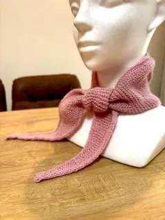 ソフィースカーフ　ハンドメイド　ピンク　ニットスカーフ　スカーフ