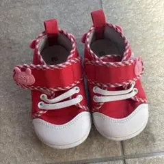 Item thumbnail for item fc032d33-de47-4a59-95e0-5b7aecfb9055