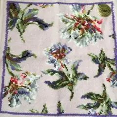 値下げ] 新品　大判　FEILER 薄紫 花柄 ハンカチ