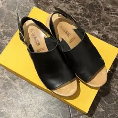 レザーサンダルのサムネイル