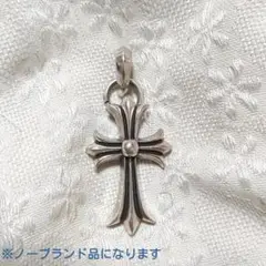 ノーブランド品　クロスペンダント　ネックレス　ベイル　925刻印