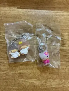 ハローキティめじるしアクセサリー　なかよしドロップチャーム　サンリオガチャ