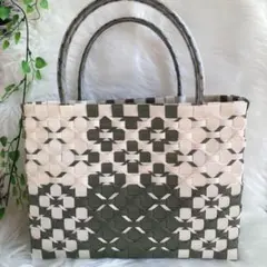 1/PPバンド かごバッグ プラカゴ　ブロック花柄 アイボリー カーキ