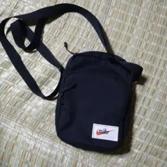 Item thumbnail for item 0e04101a-d87d-4ccd-8c8d-06a7a1709441