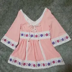 サーモン　ピンク　刺繍 チュニック カットソー　ブラウス　リズリサ　平成ギャル
