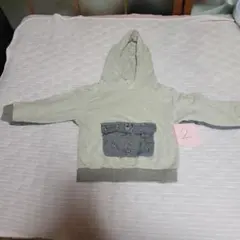 ベージュ フード付き トレーナー