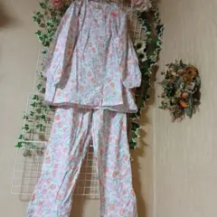 新品Lu SELONA パジャマ 上下セット 花柄 綿100% L