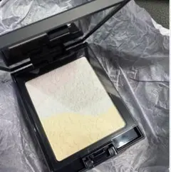 DECORTÉ トランスルーセント セッティングパウダー 02