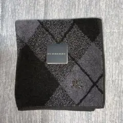 新品　BURBERRY タオルハンカチ アーガイル柄 ブラック グレー