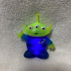 ディズニーリゾート　トイストーリー リトルグリーメン　ライティングバッジ