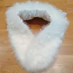 フェザーストール　ラメ入り　ホワイト