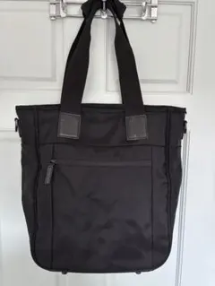 ブラックトートバッグ 外ポケット付き