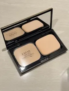 アルビオン　エクシア　ラディグロウ　パウダーファンデーション　NA200