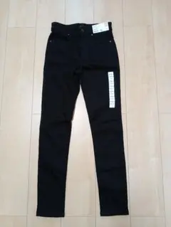新品　UNIQLO ウルトラストレッチスキニーハイライズジーンズ　 23黒