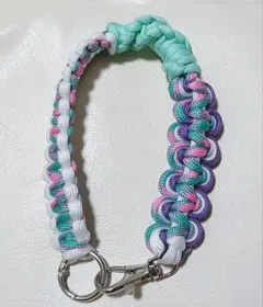 パラコード ハンドストラップ