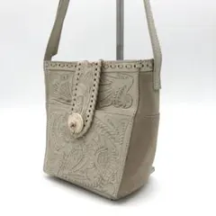 【レア】グレースコンチネンタル カービングトライブス ショルダーバッグ ベージュ
